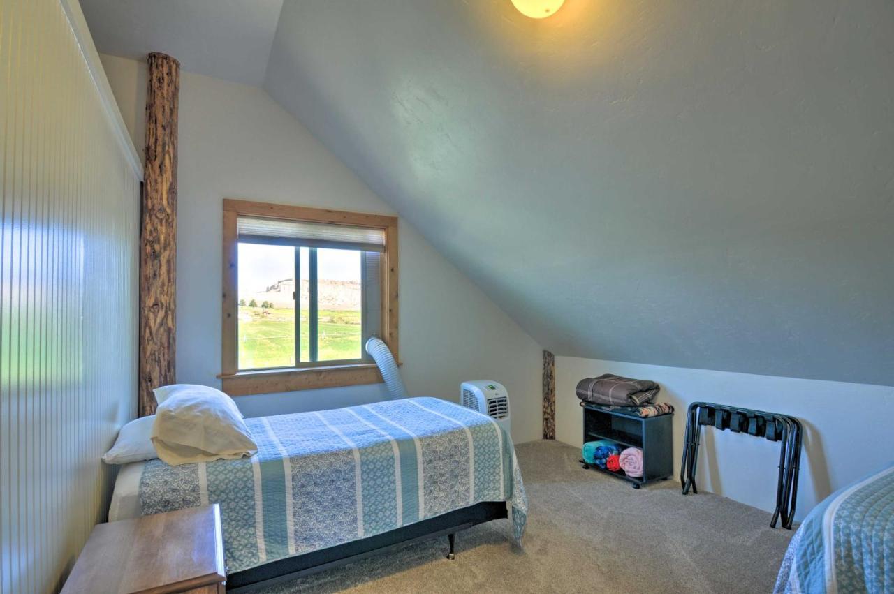 Cozy Henrieville Cabin 18 Mi To Bryce Canyon Np! Eksteriør bilde