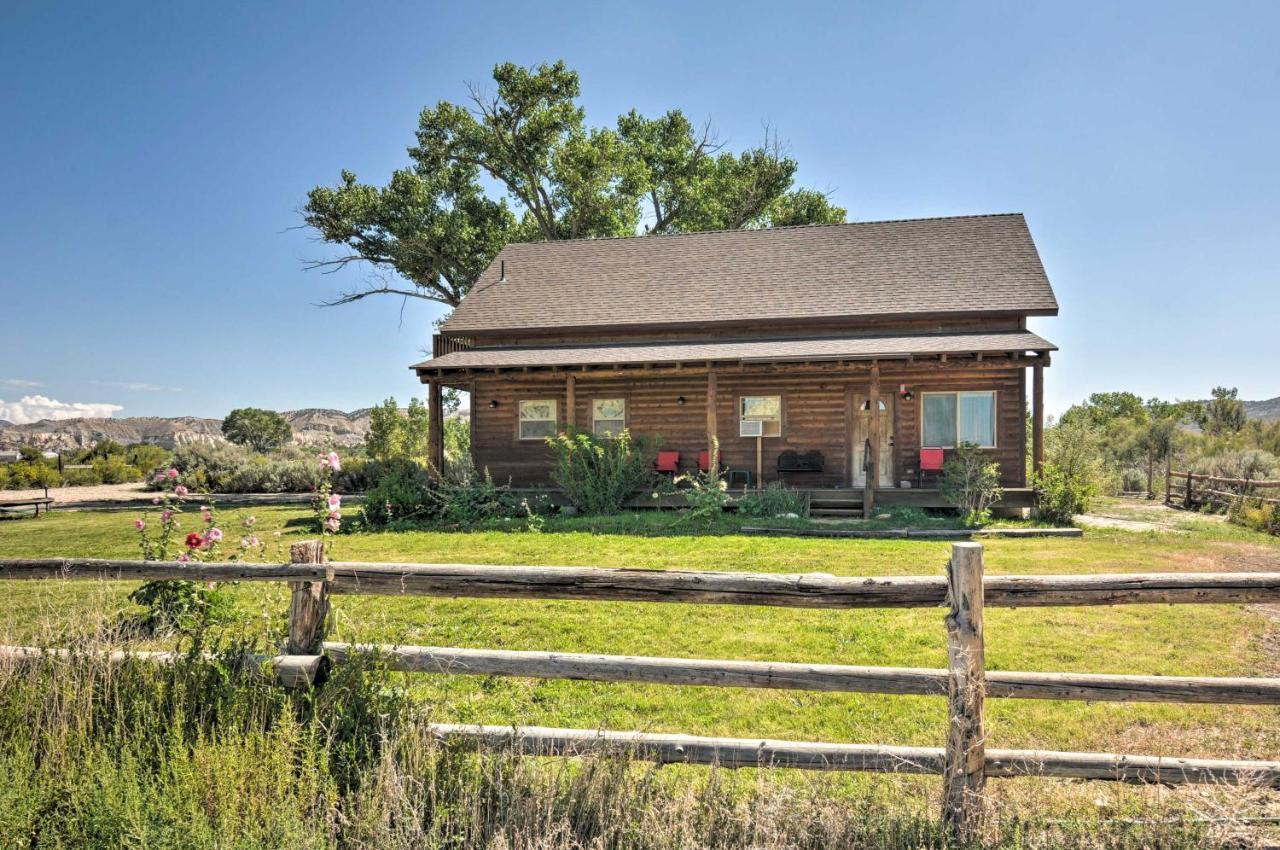 Cozy Henrieville Cabin 18 Mi To Bryce Canyon Np! Eksteriør bilde