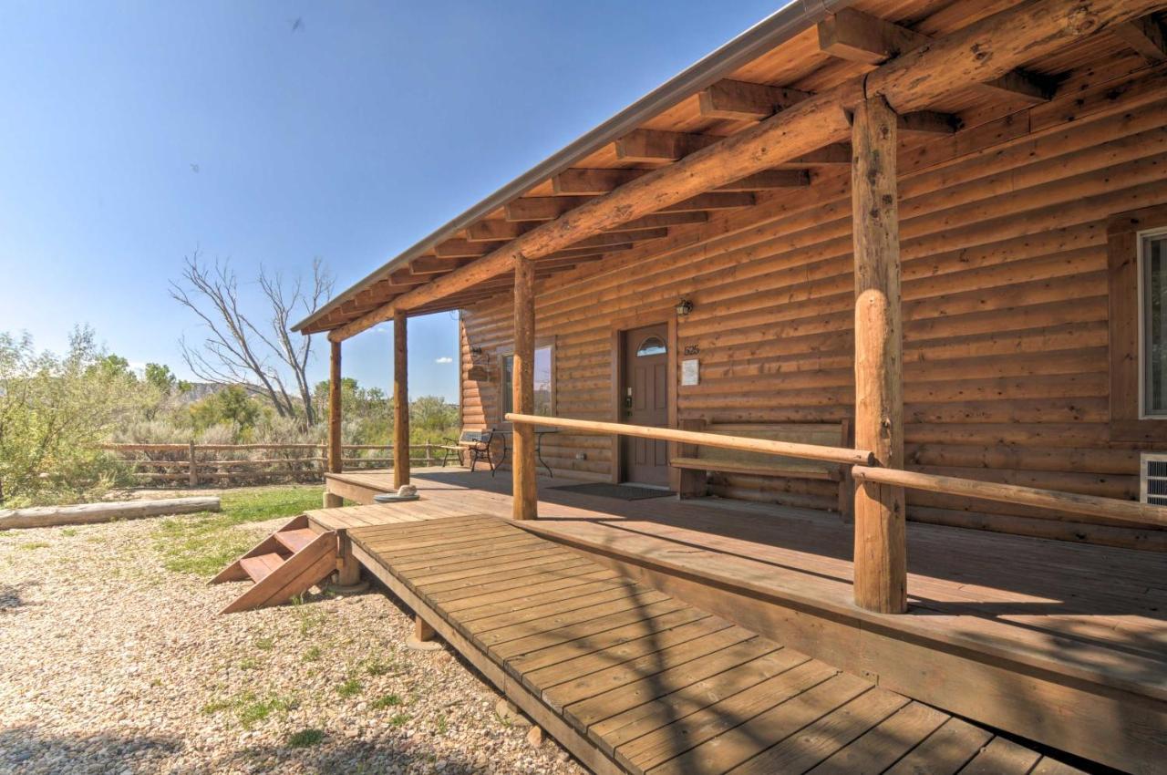 Cozy Henrieville Cabin 18 Mi To Bryce Canyon Np! Eksteriør bilde