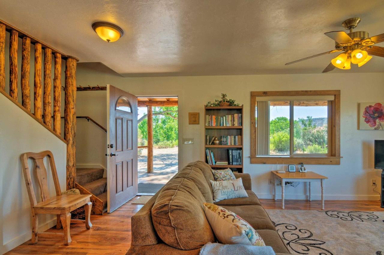 Cozy Henrieville Cabin 18 Mi To Bryce Canyon Np! Eksteriør bilde